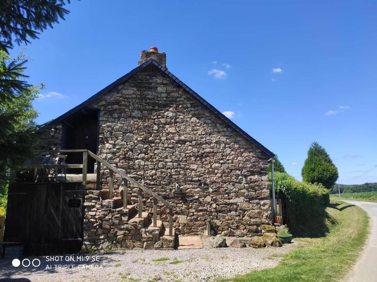 Gite Le Grenier Aux Portes De Broceliande Apartment Reminiac Bagian luar foto