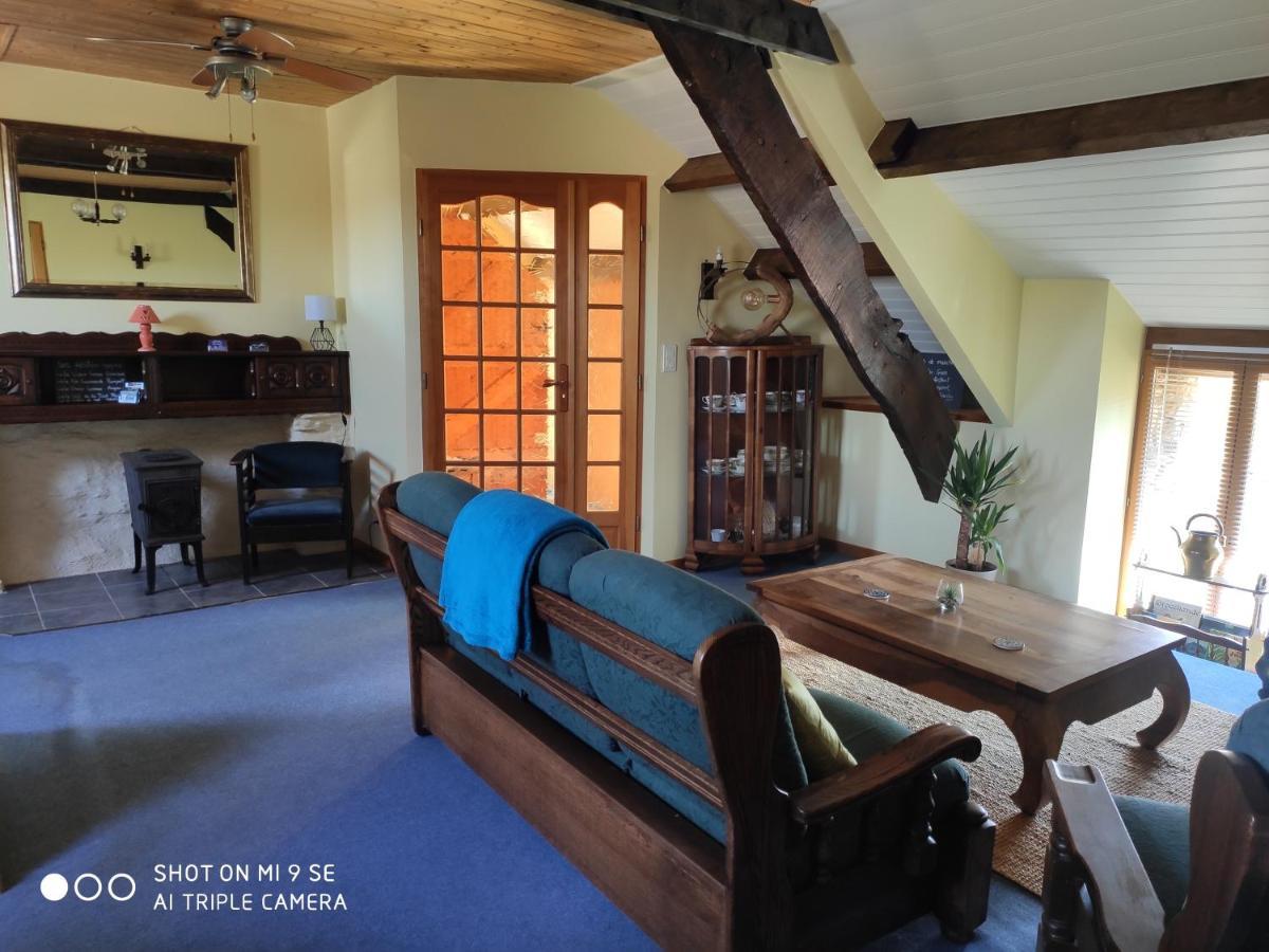 Gite Le Grenier Aux Portes De Broceliande Apartment Reminiac Bagian luar foto
